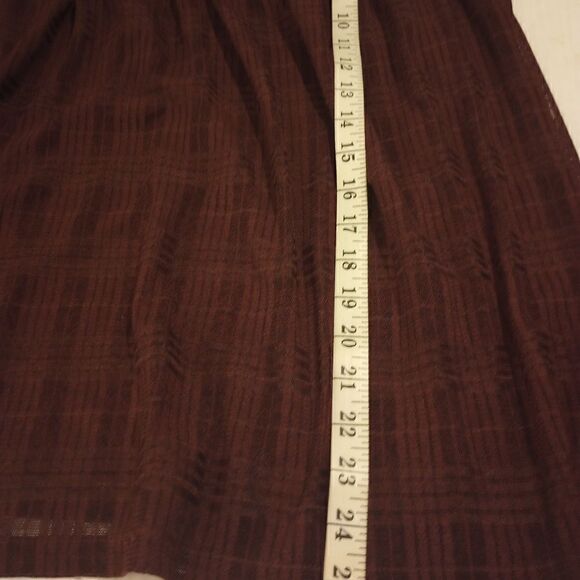 Bell sleeve plaid lace tunic with keyhole closure in back - Picture 11 of 12